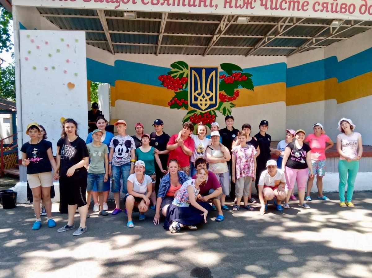 Представники ОДУВС завітали до Одеського дитячого будинку-інтернату для дітей-інвалідів (дівчаток) 